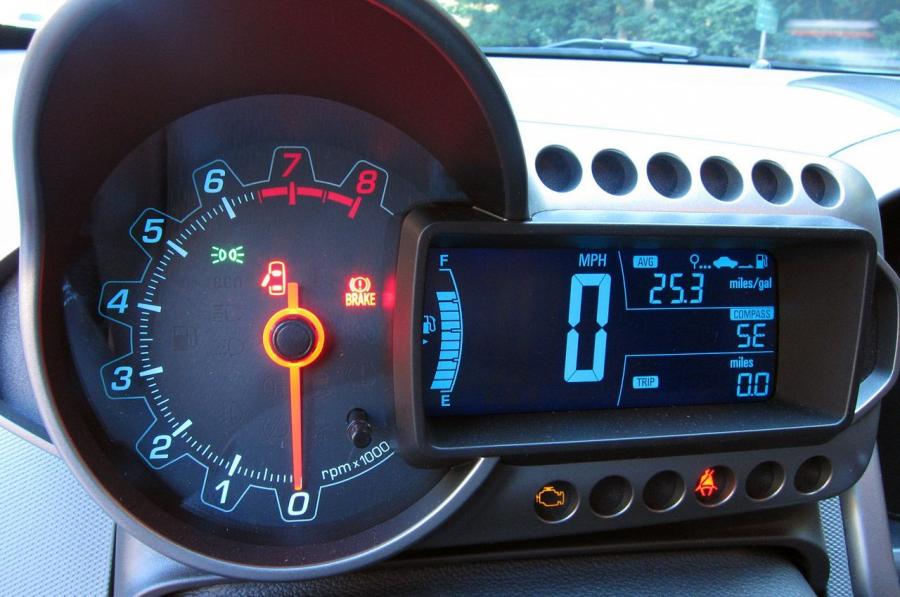  Chevrolet Sonic 2012 года  (фото 44 из 66)